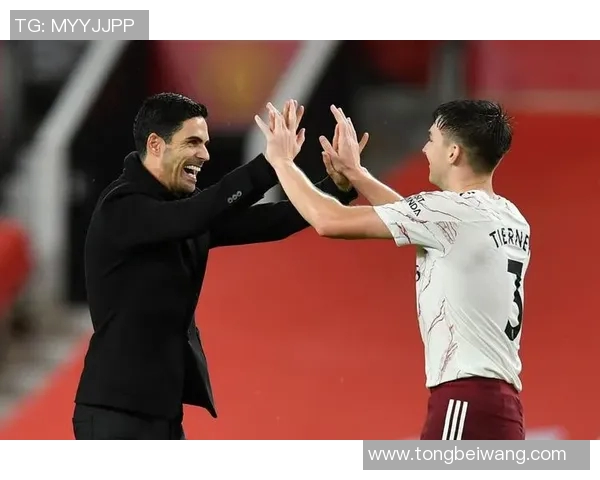 特拉维与阿尔特的精彩对决揭示足球战术与团队合作的魅力